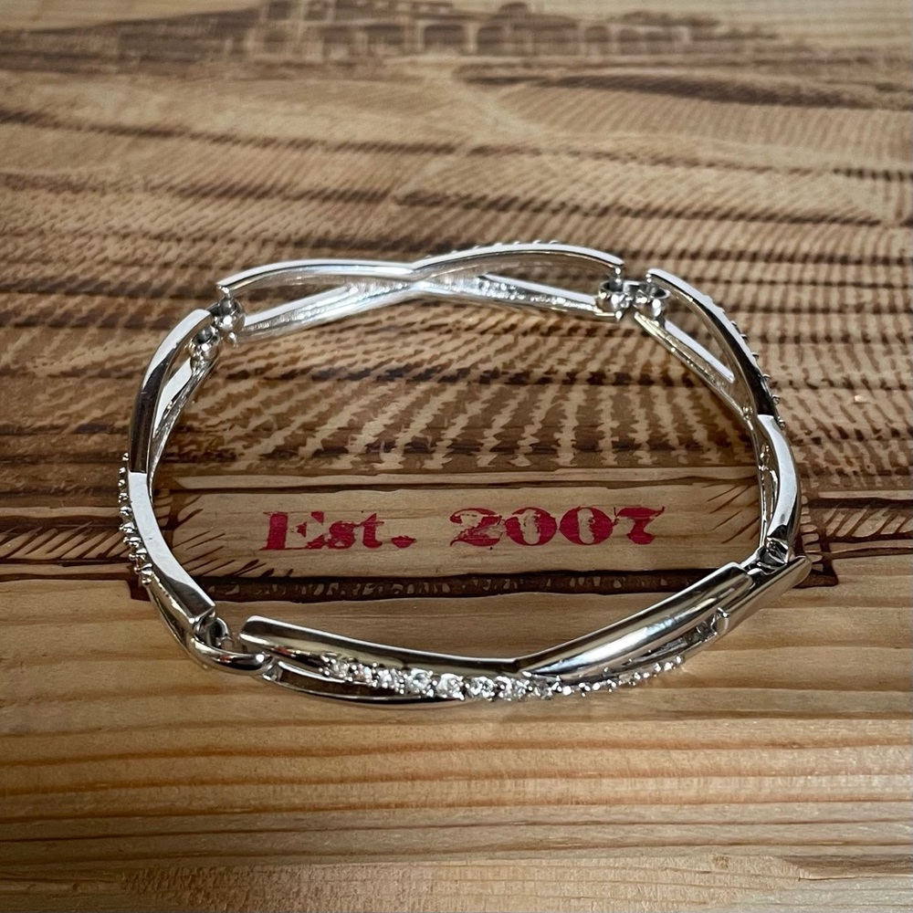 Swarovski Signed Twisted Link Pave Bracelet – 7” Shimmering Crystals